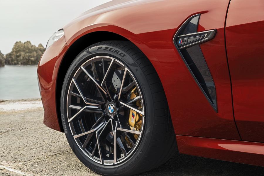 Колеса BMW M8 Competition Convertible (F91) 2019 года  (WW) (фото 23 из 50)